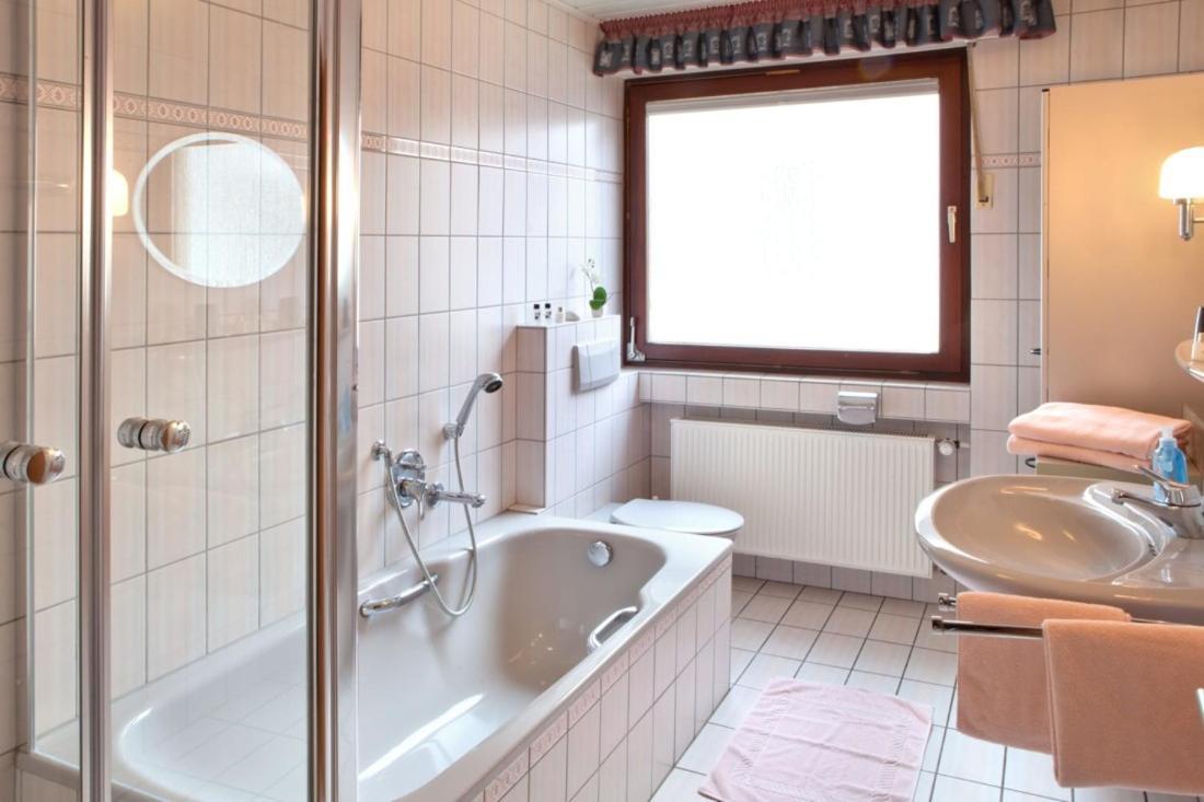 Ferienwohnung Ferienweingut Andrae-Goebel Ernst Exterior foto